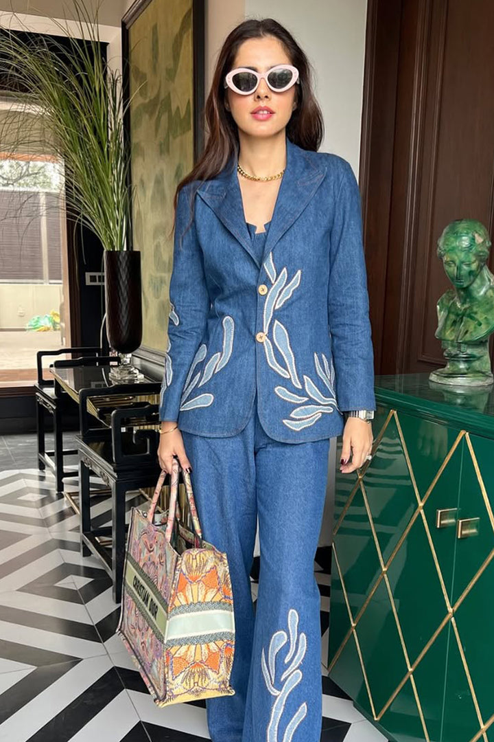 Sharnamli in Patched Blazer Set